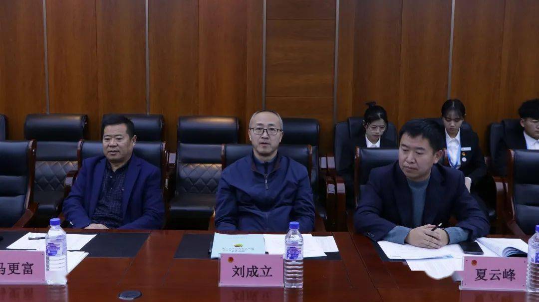 恪守学生天职、牢记服务宗旨-华体会体育hth官方网站(图5)
恪守学生天职、牢记服务宗旨-华体会体育hth官方网站(图5)