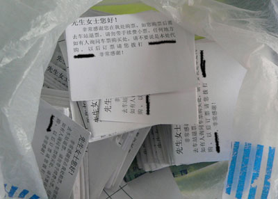 兴盛小学党员教师为新少先队队员讲解少先队知识：hth官网入口