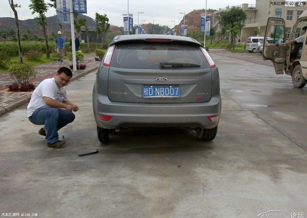 华体会体育hth官方网站_已到位！益玩游戏第一批抗击肺炎疫情物资已送抵武汉