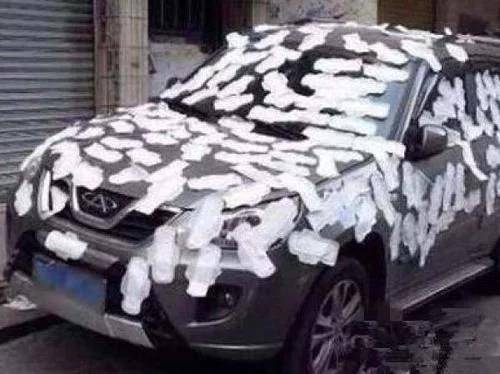 15万车位被占 留10086挪车电话 业主打做法很解气-hth官网入口(图8)
15万车位被占 留10086挪车电话 业主打做法很解气-hth官网入口(图8)