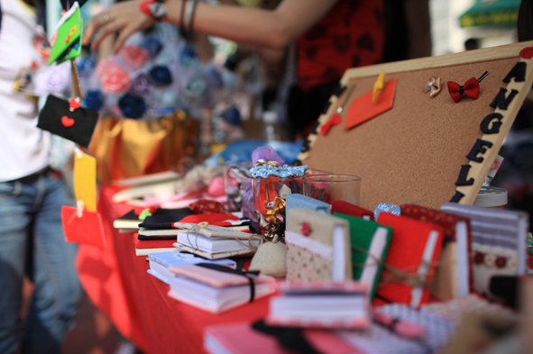 hth官网入口-郑州经开区实验幼儿园：让爱点亮幸福童年