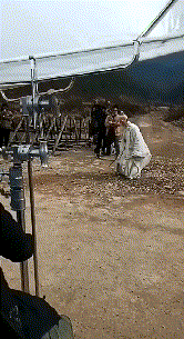 
搞笑GIF段子：我倒是没意见 不外你得问房东答不允许‘华体会体育hth官方网站’(图6)