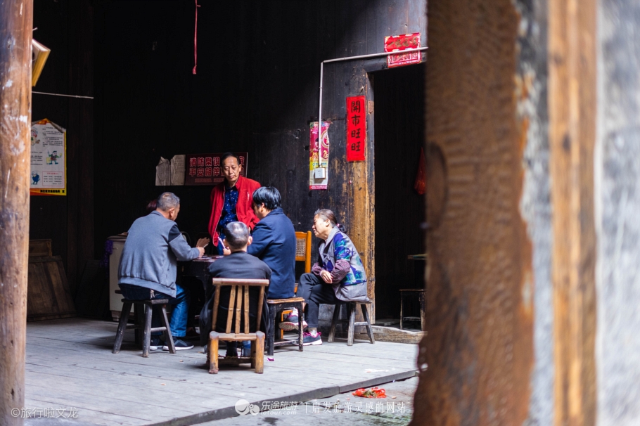 暑期缘何频成“第三学期”？“hth官网入口”