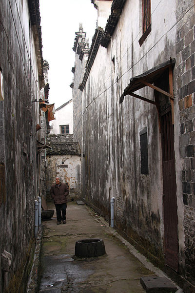 华体会体育hth官方网站-移动客服通知你升级套餐,究竟有什么猫腻?前员工透漏真实内幕(图2) 华体会体育hth官方网站