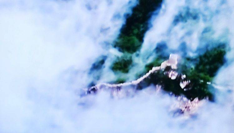 华体会体育hth官方网站:
长城是云里腾飞的一条龙(图9) 华体会体育hth官方网站:
长城是云里腾飞的一条龙(图9)