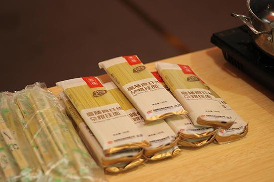 华体会体育hth官方网站_从肯德基、三支松鼠到海底捞，细节服务才是提升品牌价值的关键