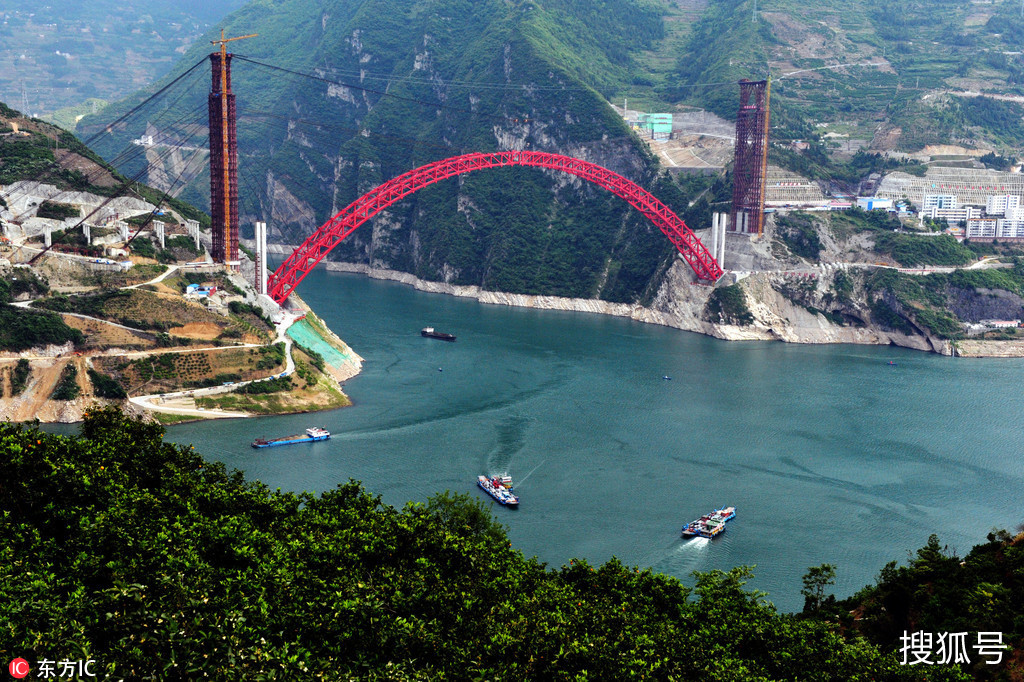 衣柜定制有你“竹”矣-精材艺匠竹香科立板：华体会体育hth官方网站