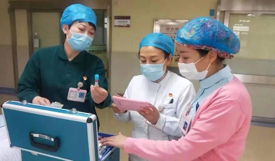 【百日优质服务之五十一】延伸优质服务 夯实内在建设 打造儿医照顾护士服务品牌“hth官网入口”(图9)
【百日优质服务之五十一】延伸优质服务 夯实内在建设 打造儿医照顾护士服务品牌“hth官网入口”(图9)